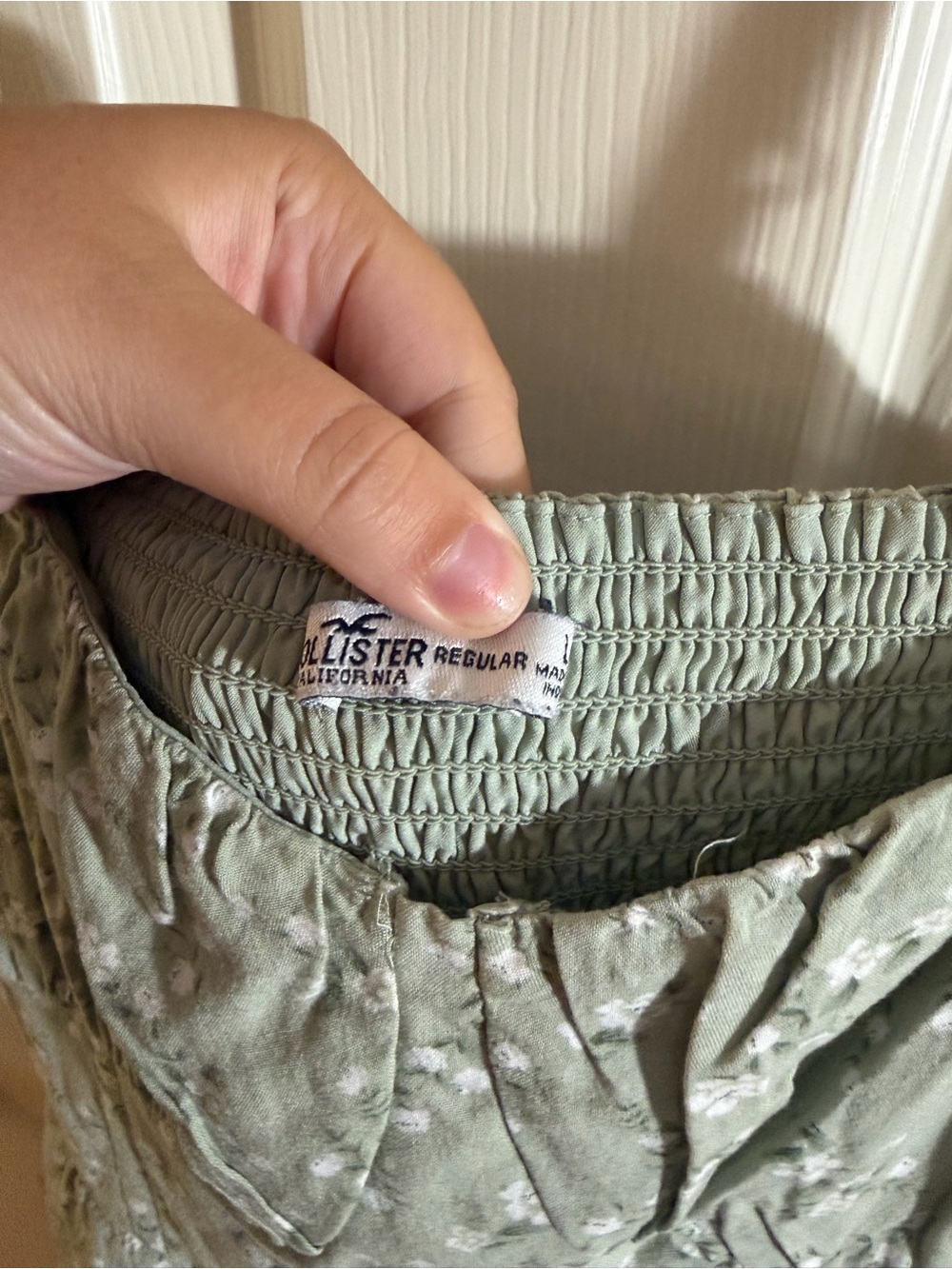 Hollister Sage Green Floral Ruffle Mini Dress | Size L | Cottagecore - Picture 7 of 9